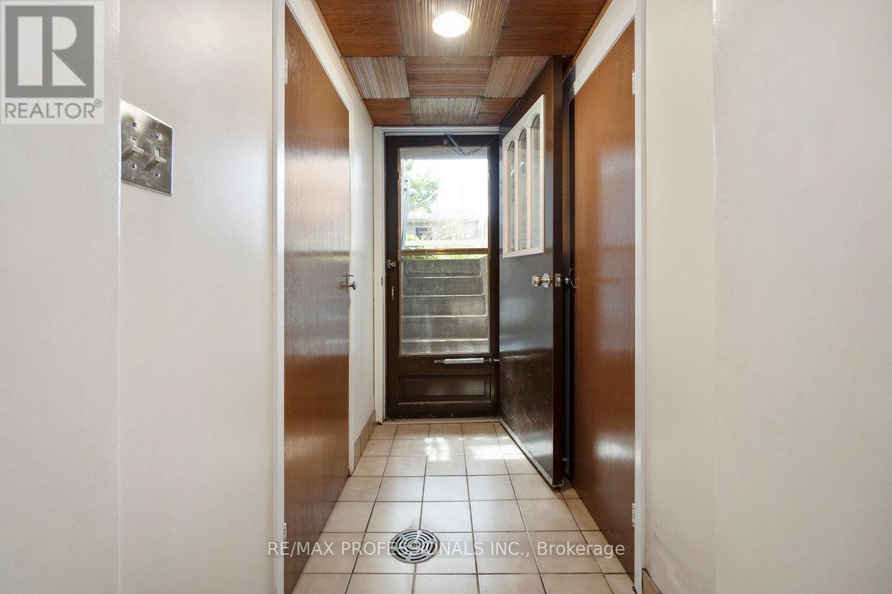 116 Borden Street, Toronto (University), Ontario  M5S 2N1 - Photo 21 - C12172380