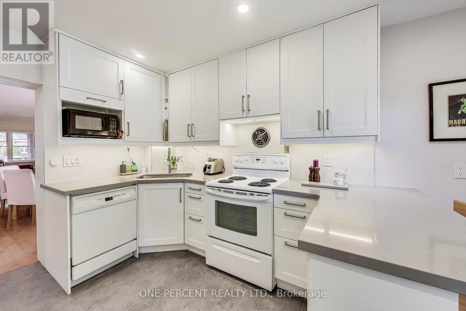 33 Lemay Road, Toronto, Ontario  M4S 2X2 - Photo 11 - C12172390