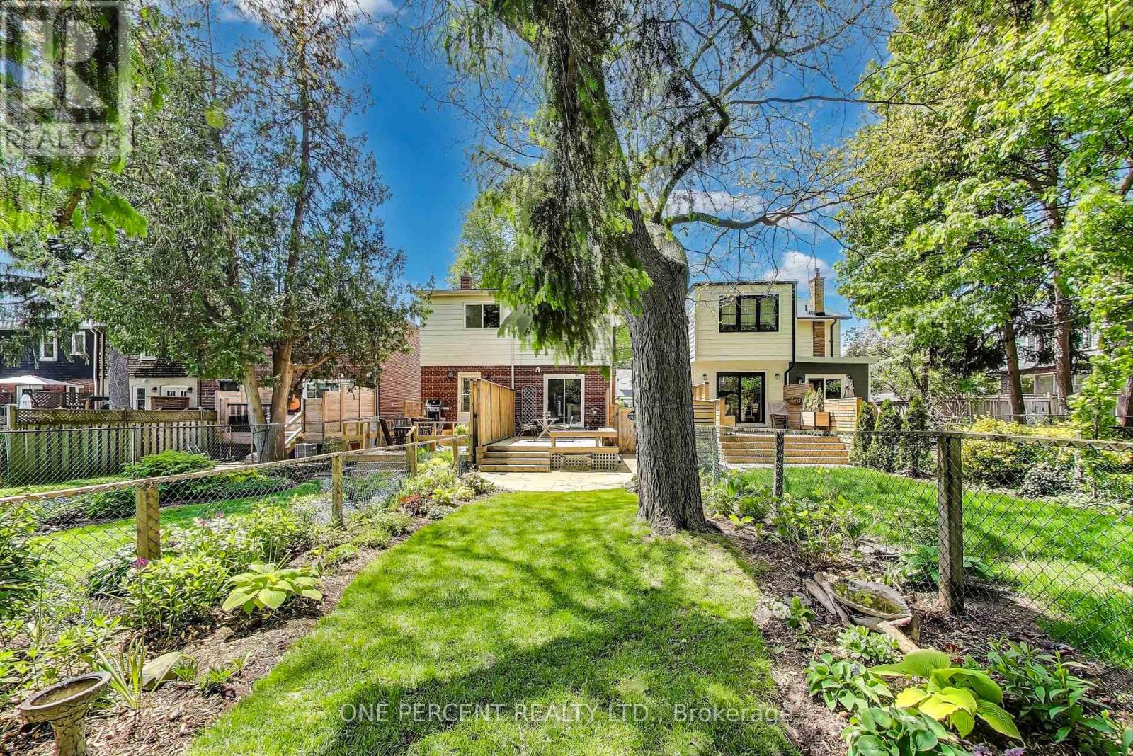 33 Lemay Road, Toronto, Ontario  M4S 2X2 - Photo 28 - C12172390