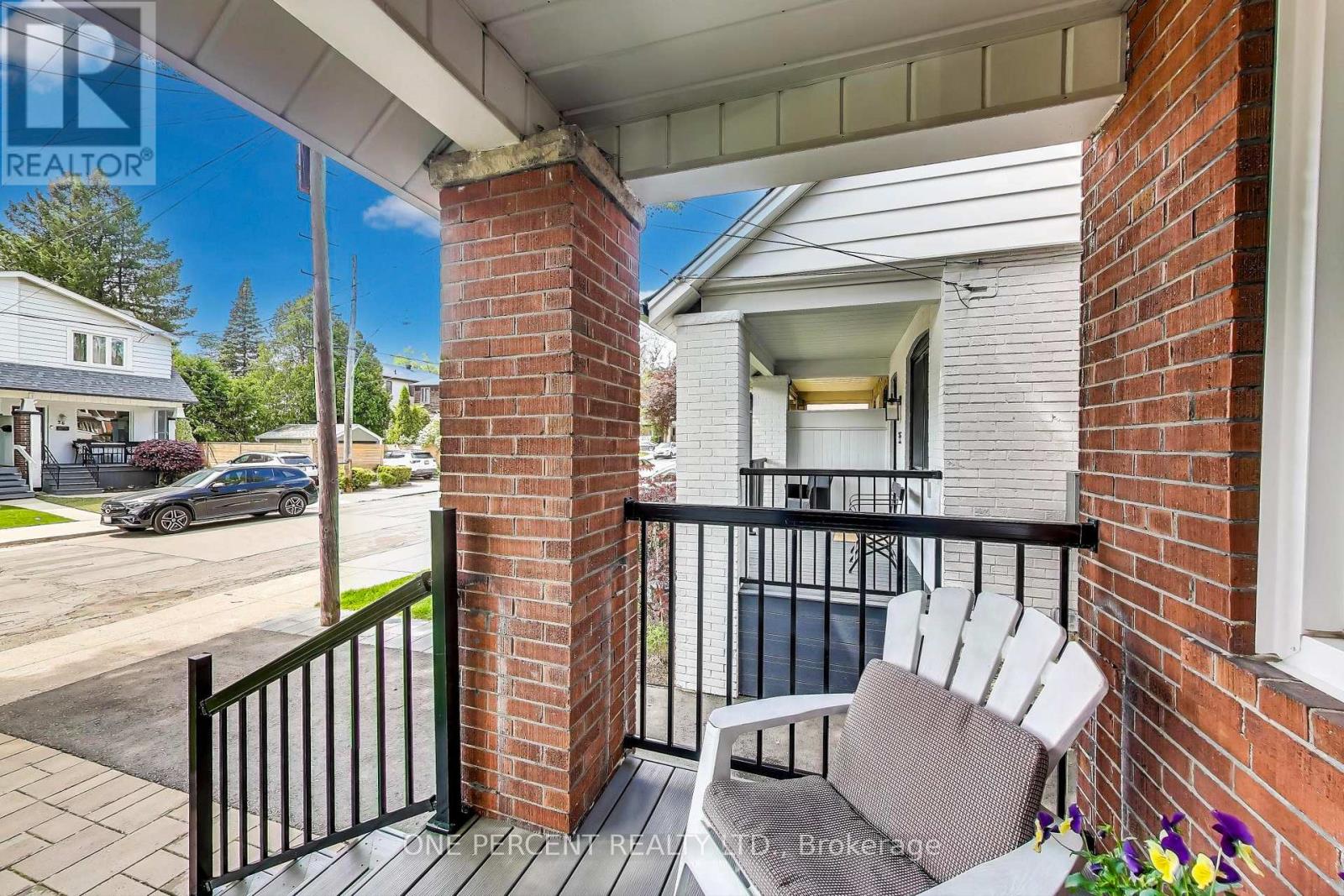 33 Lemay Road, Toronto, Ontario  M4S 2X2 - Photo 4 - C12172390