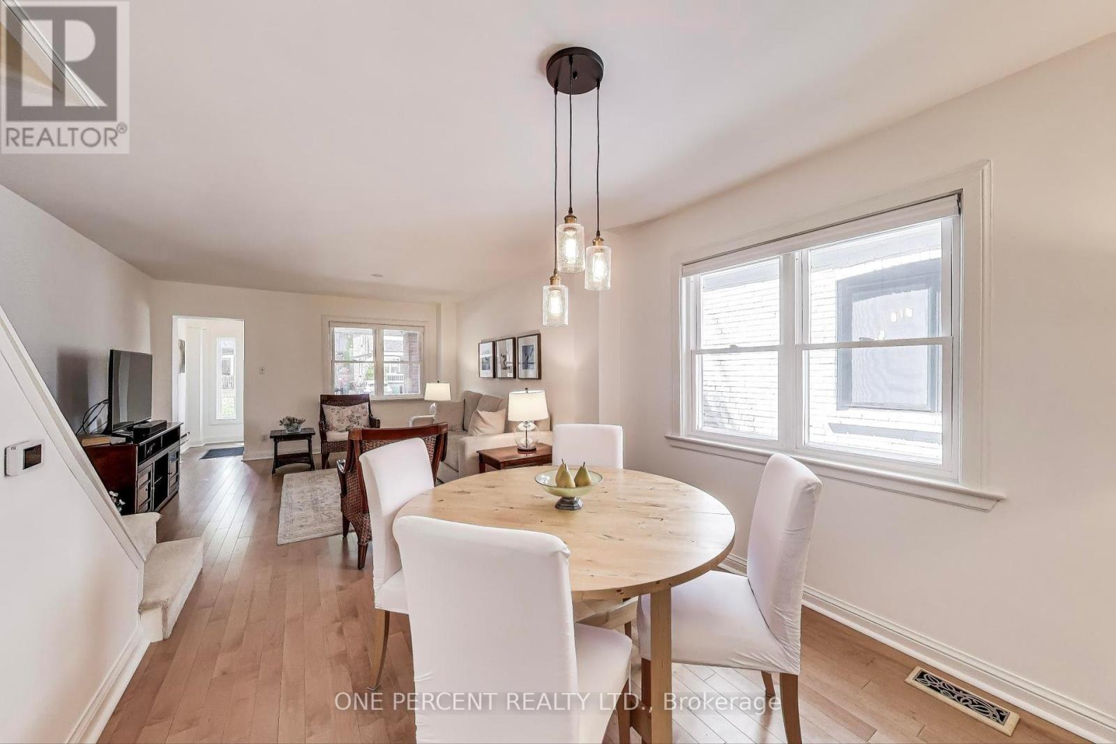 33 Lemay Road, Toronto, Ontario  M4S 2X2 - Photo 9 - C12172390