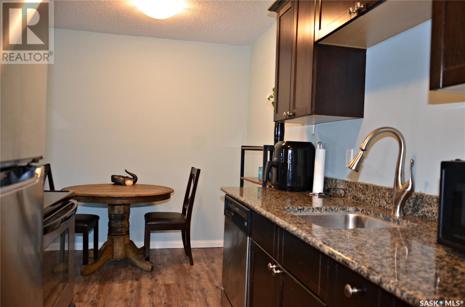 Property at 4 176 Acadia COURT image 5