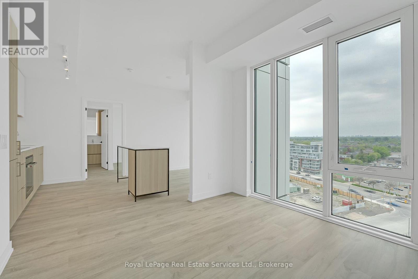 1214 - 220 Missinnihe Way, Mississauga, Ontario  L5H 1G5 - Photo 11 - W12172414