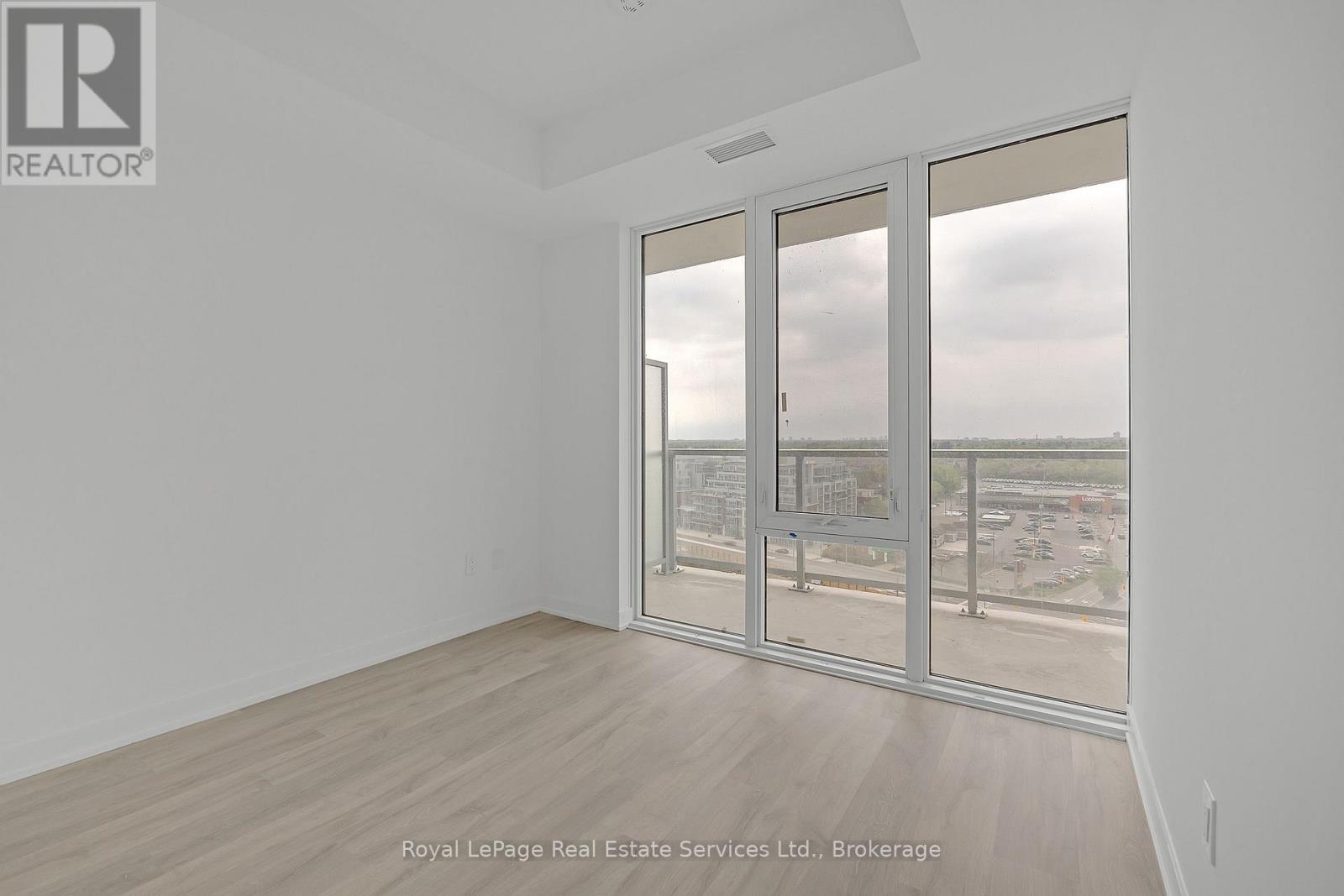 1214 - 220 Missinnihe Way, Mississauga, Ontario  L5H 1G5 - Photo 15 - W12172414