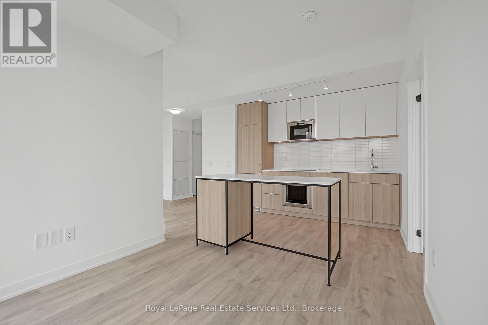 1214 - 220 Missinnihe Way, Mississauga, Ontario  L5H 1G5 - Photo 17 - W12172414