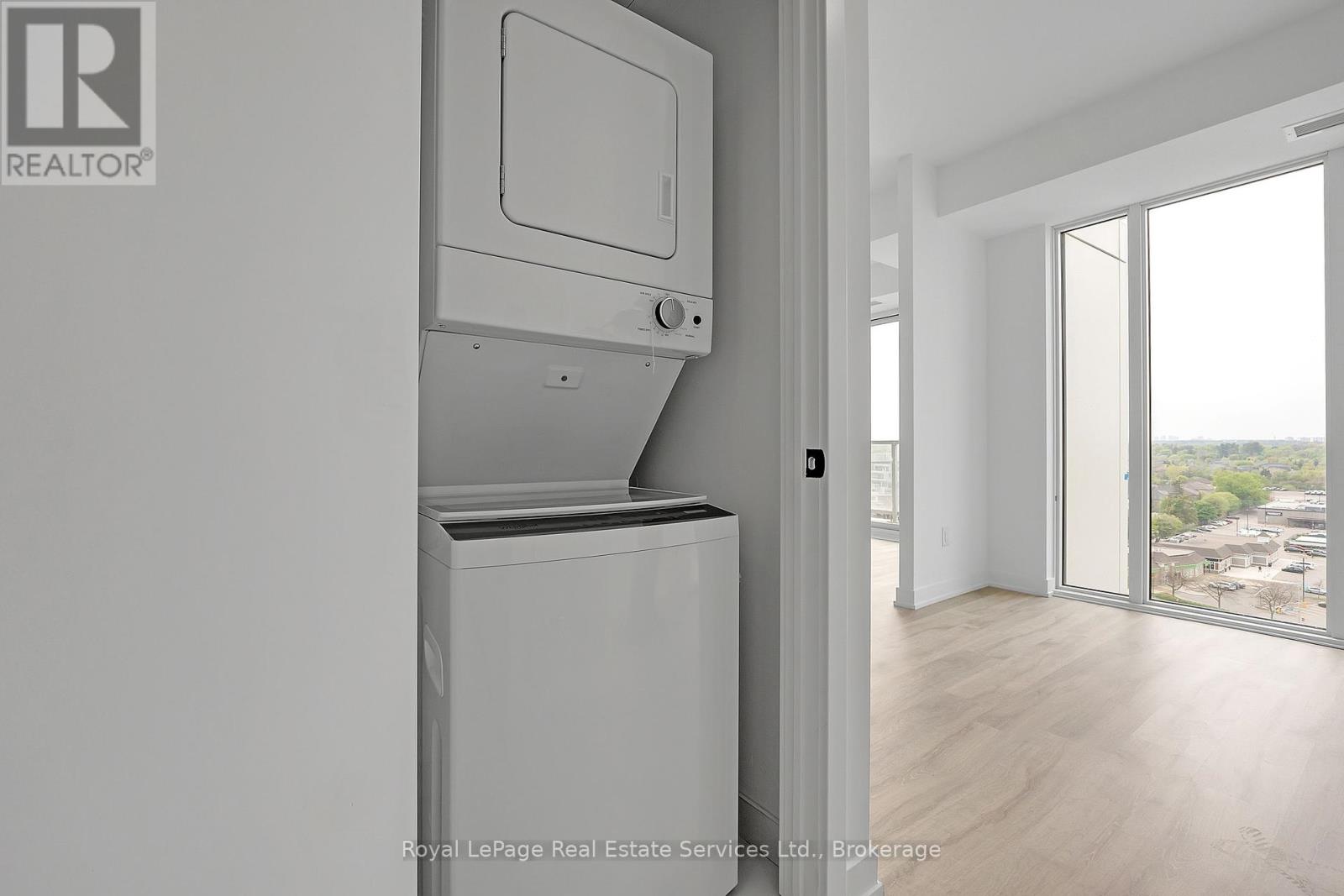 1214 - 220 Missinnihe Way, Mississauga, Ontario  L5H 1G5 - Photo 24 - W12172414