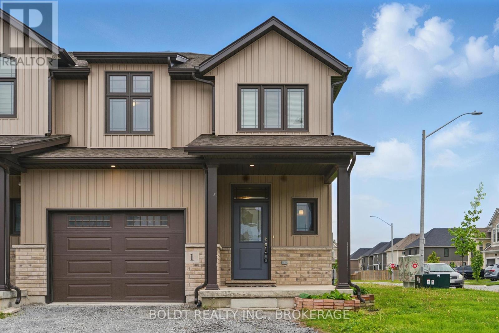 Property at 1 BOWMAN CRESCENT image 1