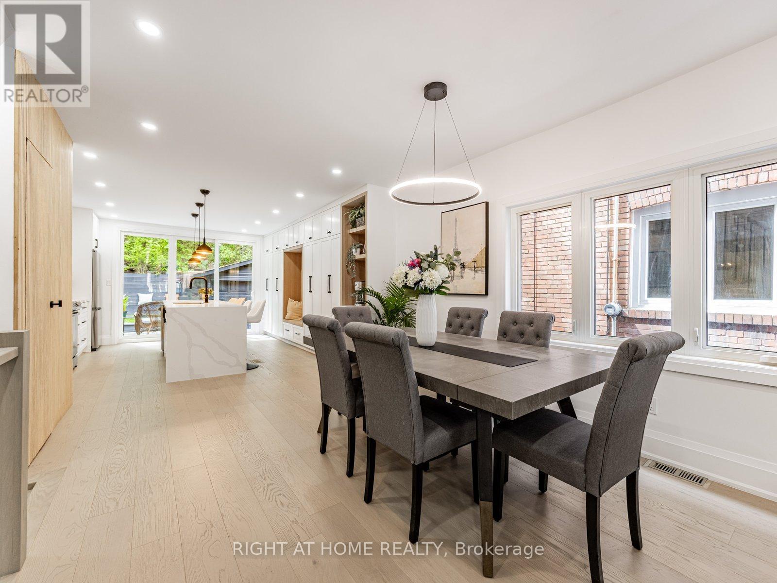 204 Clendenan Avenue, Toronto (Runnymede-Bloor West Village), Ontario  M6P 2X2 - Photo 10 - W12172350