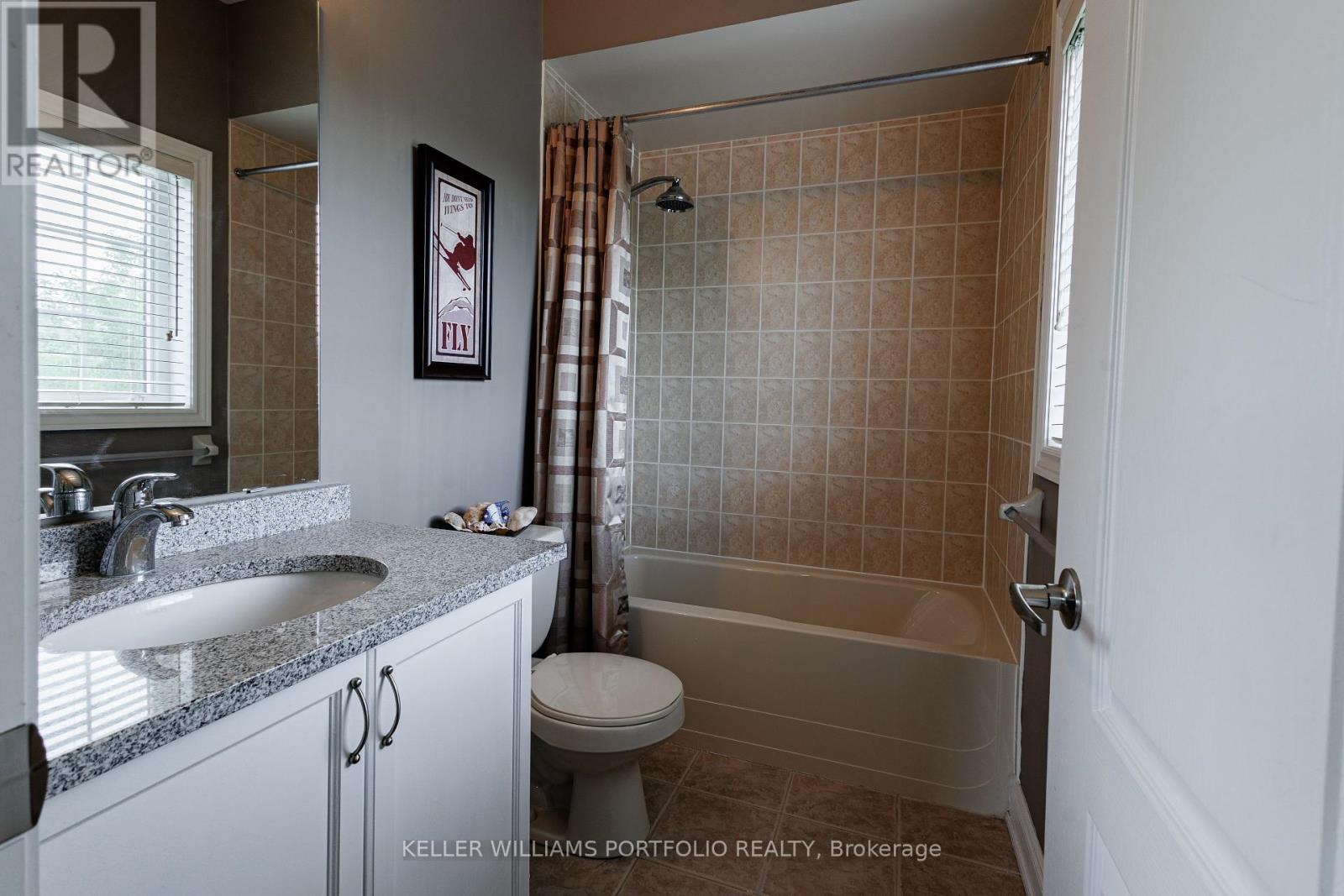 26 Louvain Drive, Brampton (Vales Of Castlemore North), Ontario  L6P 1W6 - Photo 25 - W12172356