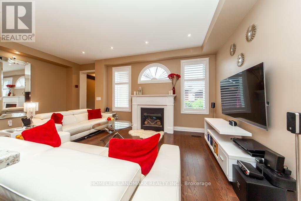 3077 Neyagawa Boulevard W, Oakville, Ontario  L6M 4L7 - Photo 7 - W12172370