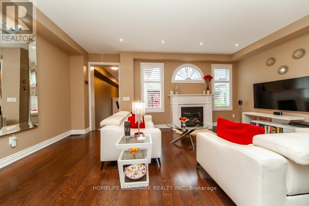3077 Neyagawa Boulevard W, Oakville, Ontario  L6M 4L7 - Photo 9 - W12172370