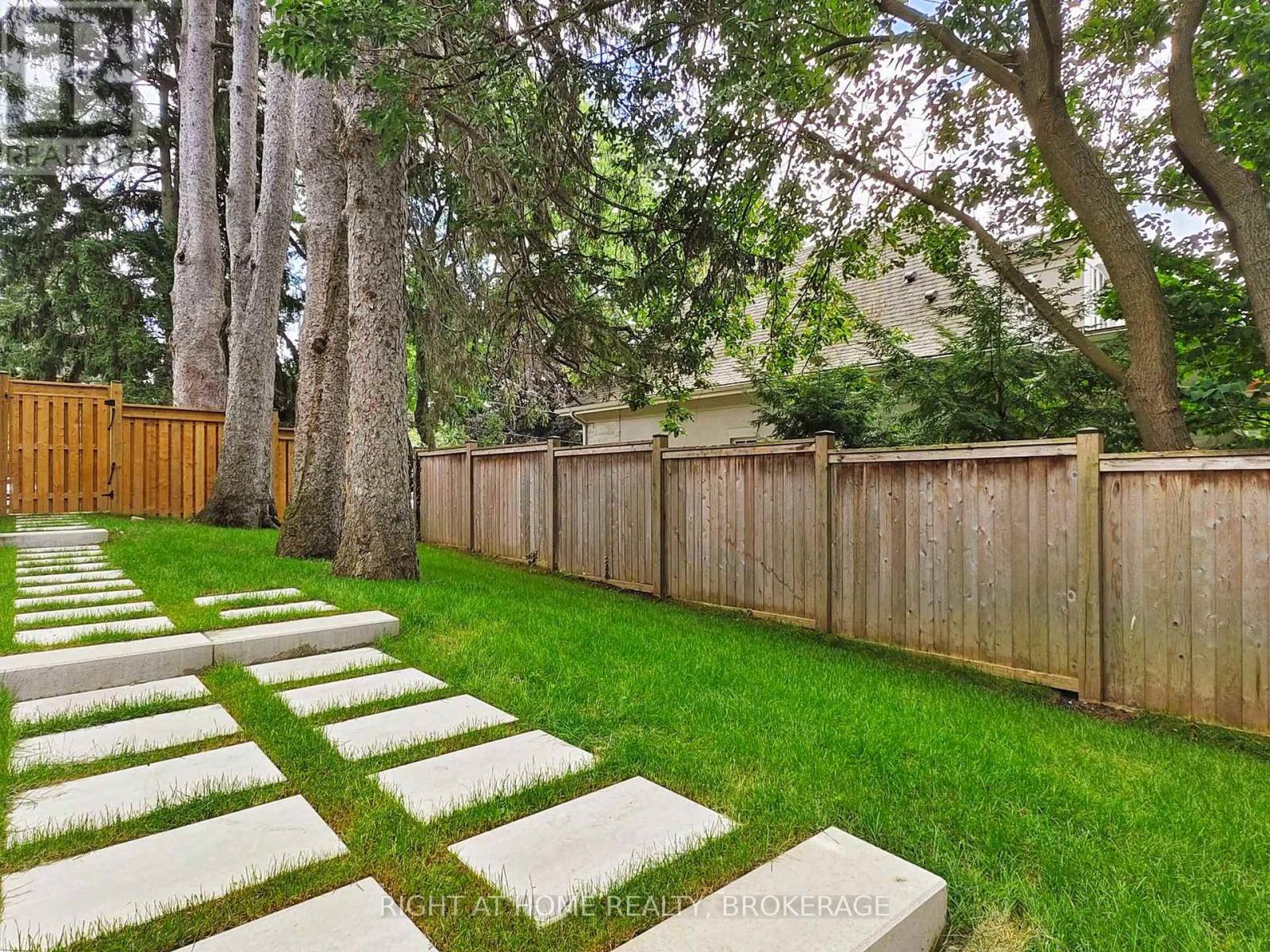 172 Burgundy Drive, Oakville, Ontario  L6J 4G1 - Photo 50 - W12172376
