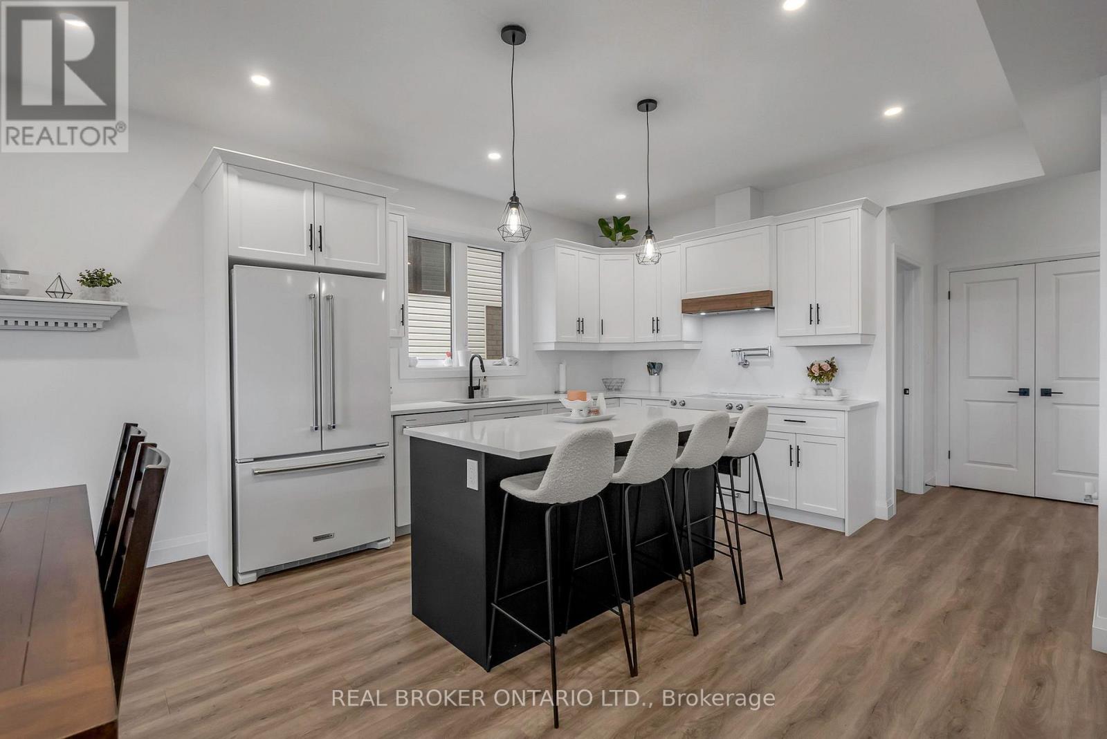 186 Schmidt Drive, Wellington North, Ontario  N0G 1A0 - Photo 10 - X12172385