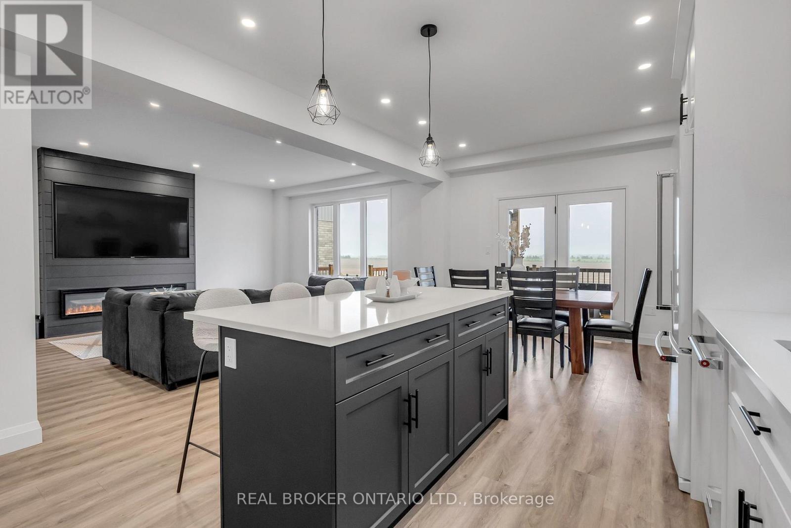 186 Schmidt Drive, Wellington North, Ontario  N0G 1A0 - Photo 15 - X12172385