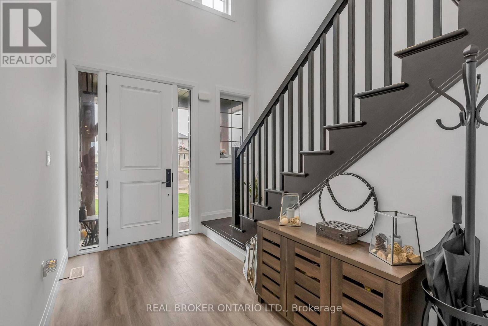186 Schmidt Drive, Wellington North, Ontario  N0G 1A0 - Photo 4 - X12172385