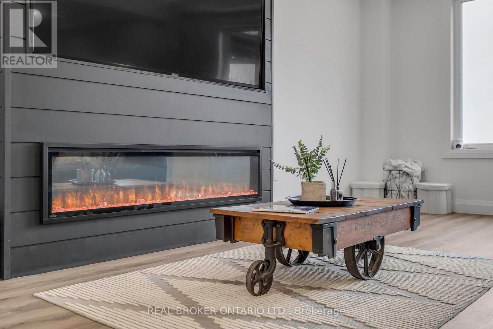 186 Schmidt Drive, Wellington North, Ontario  N0G 1A0 - Photo 6 - X12172385