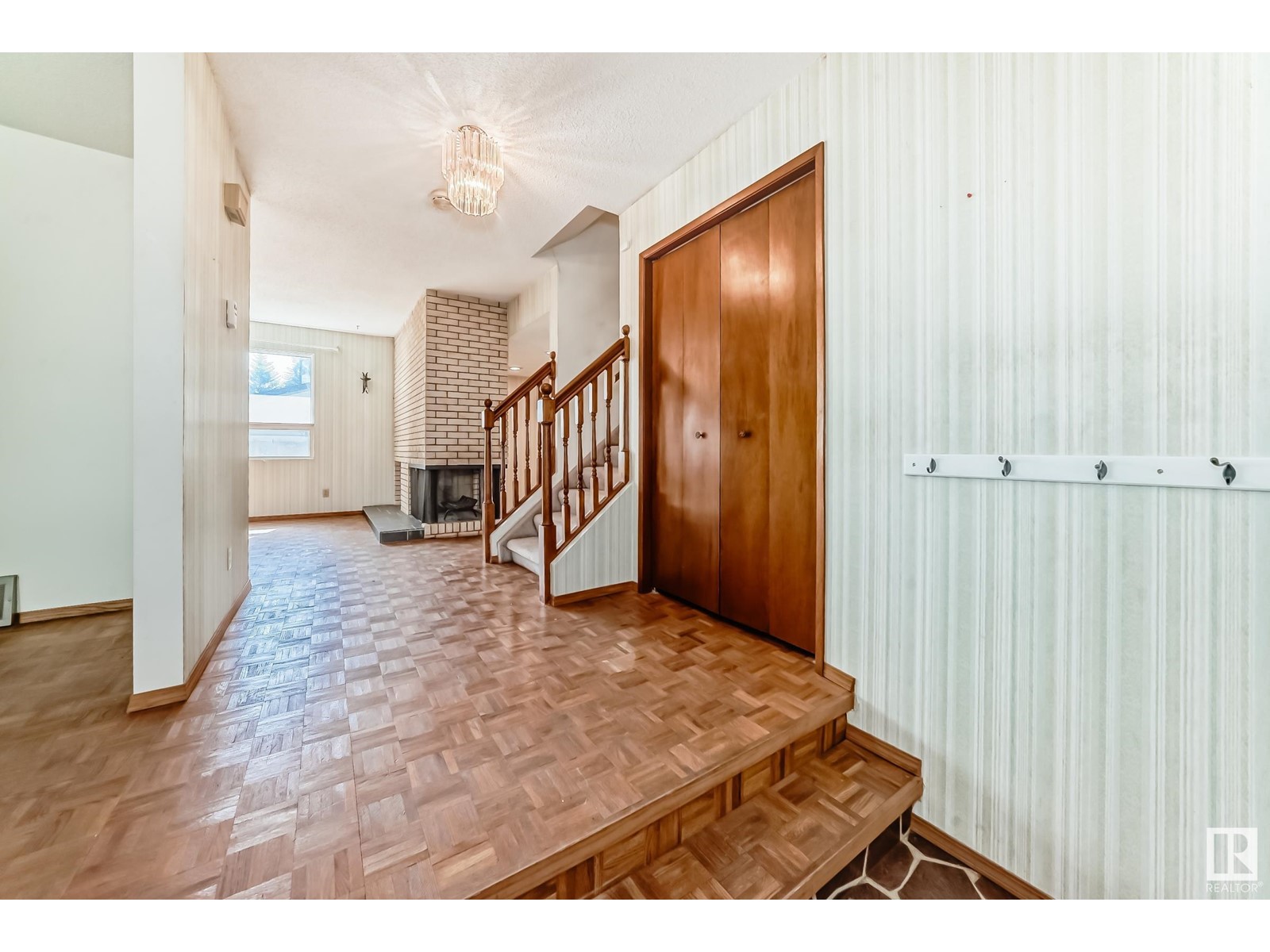 280 Westridge Rd Nw, Edmonton, Alberta  T5T 1C3 - Photo 5 - E4438497