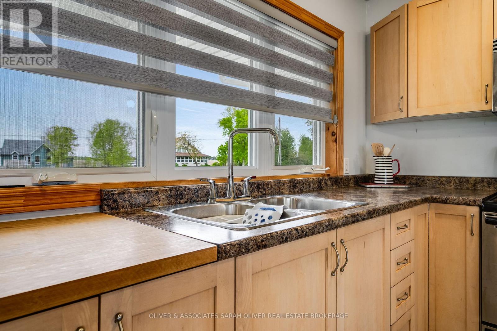 270 Cotterie Park, Leamington, Ontario  N0P 2P0 - Photo 14 - X12172446