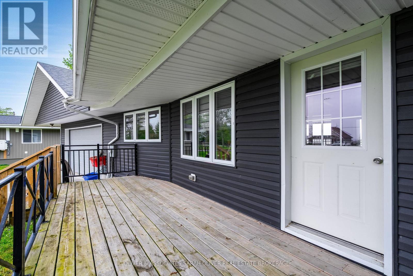 270 Cotterie Park, Leamington, Ontario  N0P 2P0 - Photo 25 - X12172446