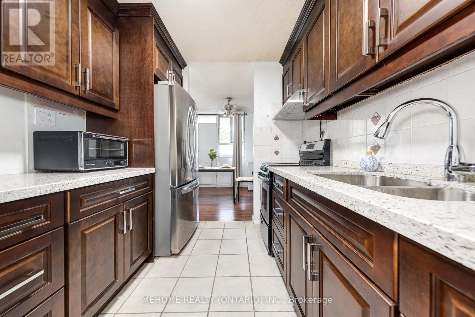207 - 1950 Kennedy Road, Toronto, Ontario  M1P 4S9 - Photo 4 - E12172404