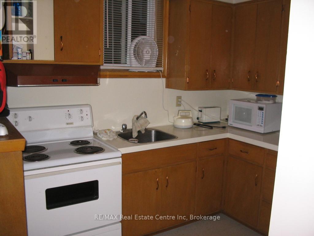 89 Suffolk Street W, Guelph, Ontario  N1H 2J3 - Photo 5 - X12172455