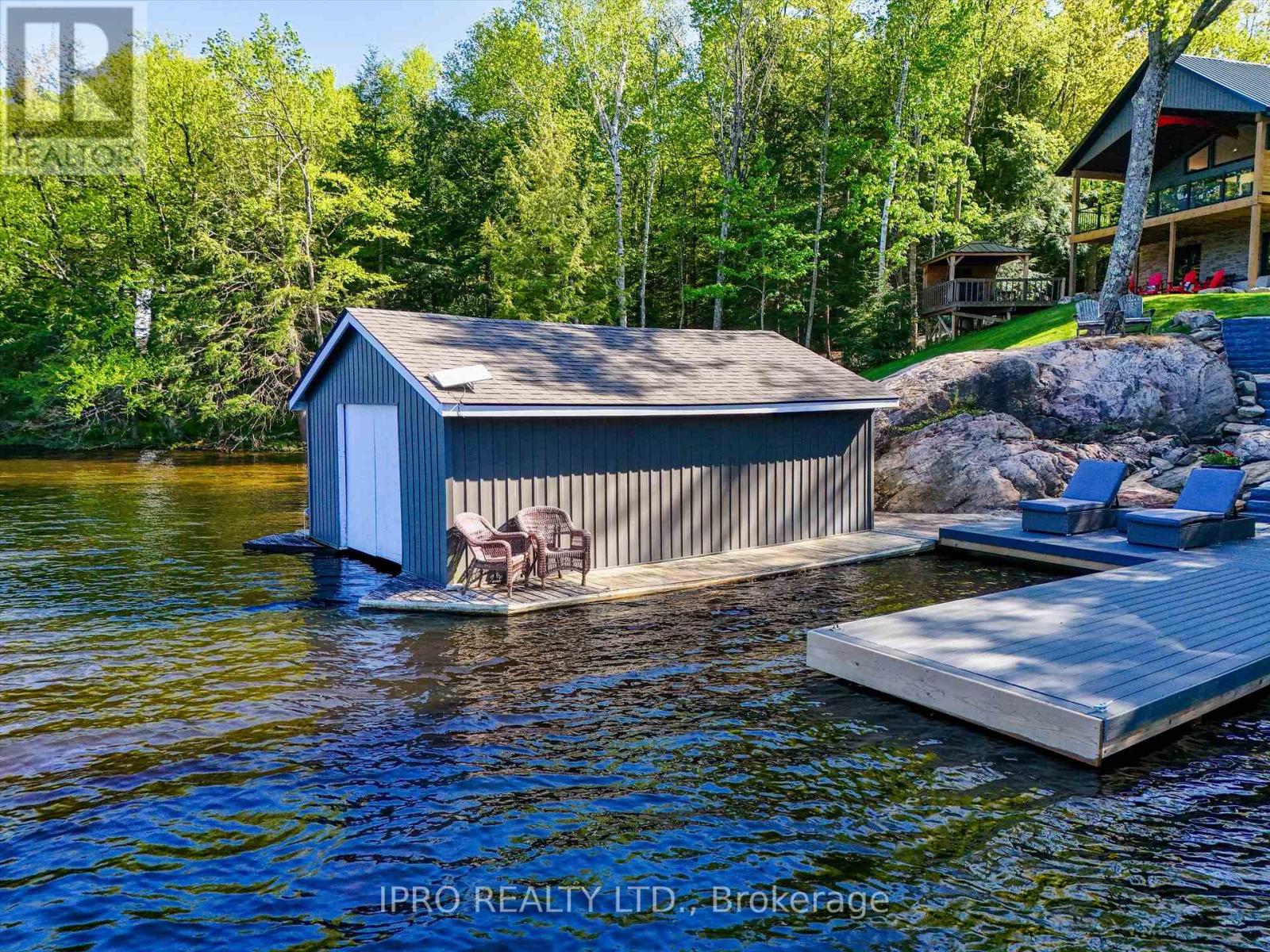 1907 Island Road, Severn, Ontario  L0K 1E0 - Photo 43 - S12172415