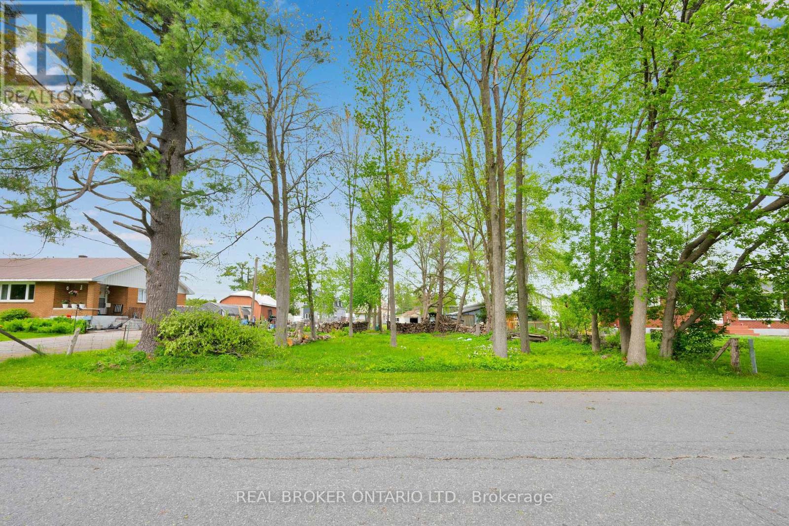 1229 Colonial Road, Ottawa, Ontario  K4B 1N2 - Photo 11 - X12172432