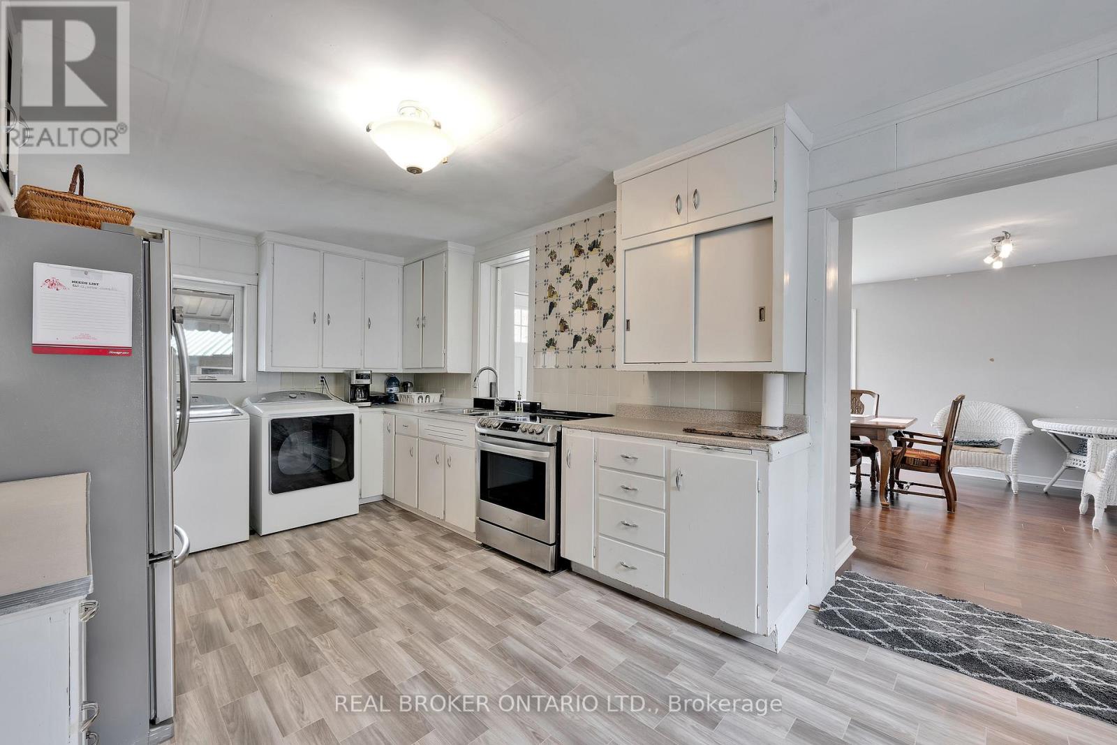 1229 Colonial Road, Ottawa, Ontario  K4B 1N2 - Photo 22 - X12172432