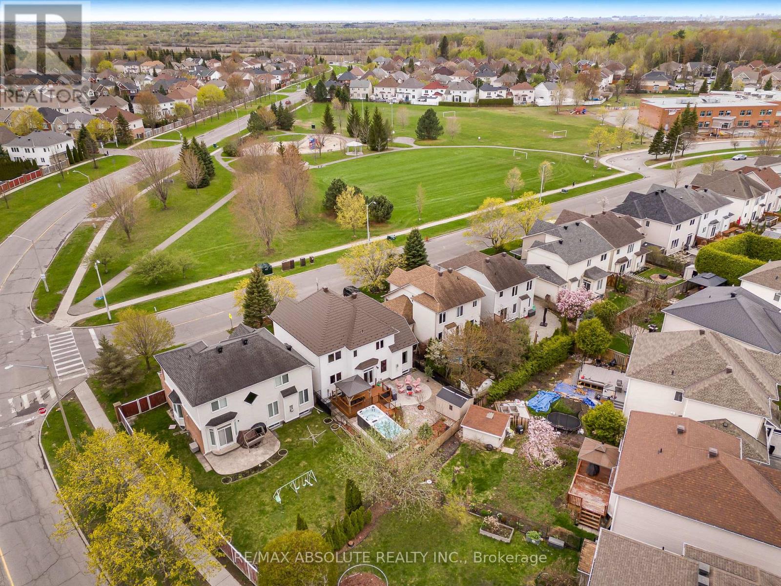 6000 Longleaf Drive, Ottawa, Ontario  K1W 1J2 - Photo 32 - X12172440