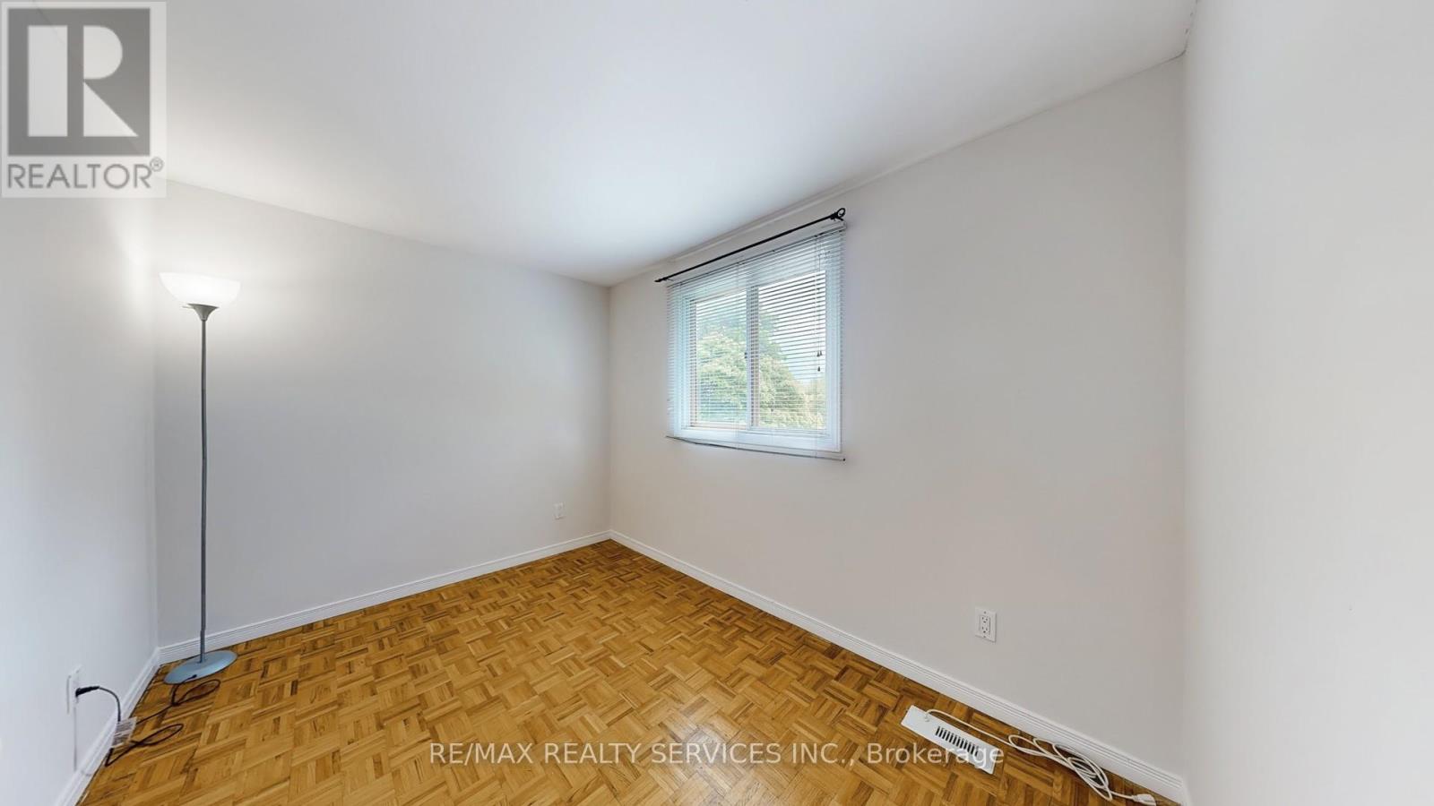 29 Gulliver Crescent, Brampton, Ontario  L6S 1T1 - Photo 29 - W12172401