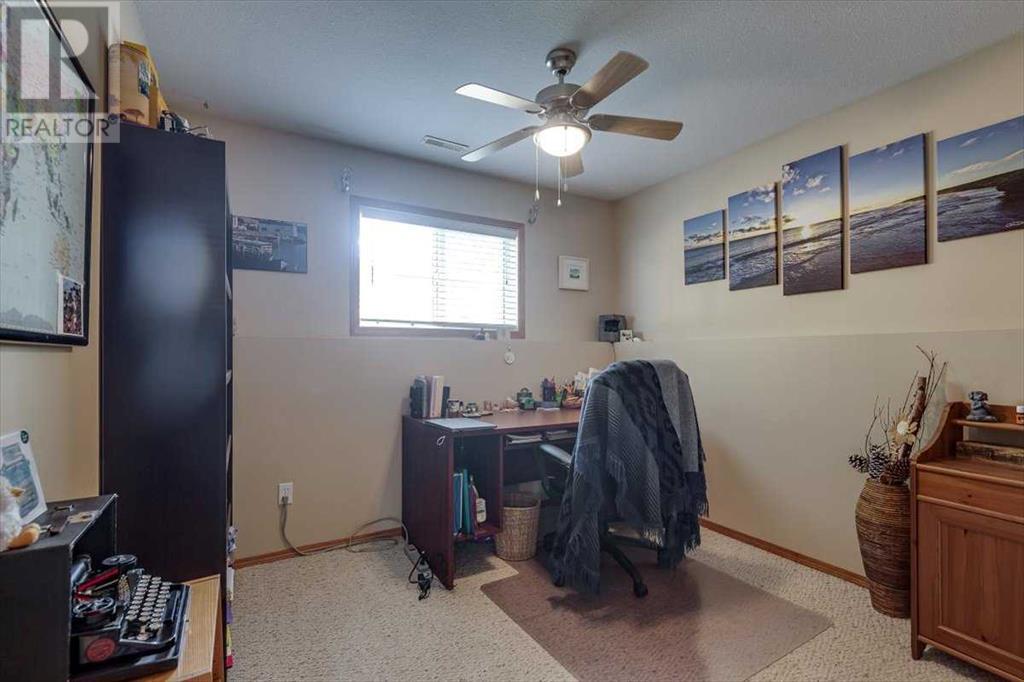 6307 60 Streetclose, Ponoka, Alberta  T4J 1W1 - Photo 34 - A2223402