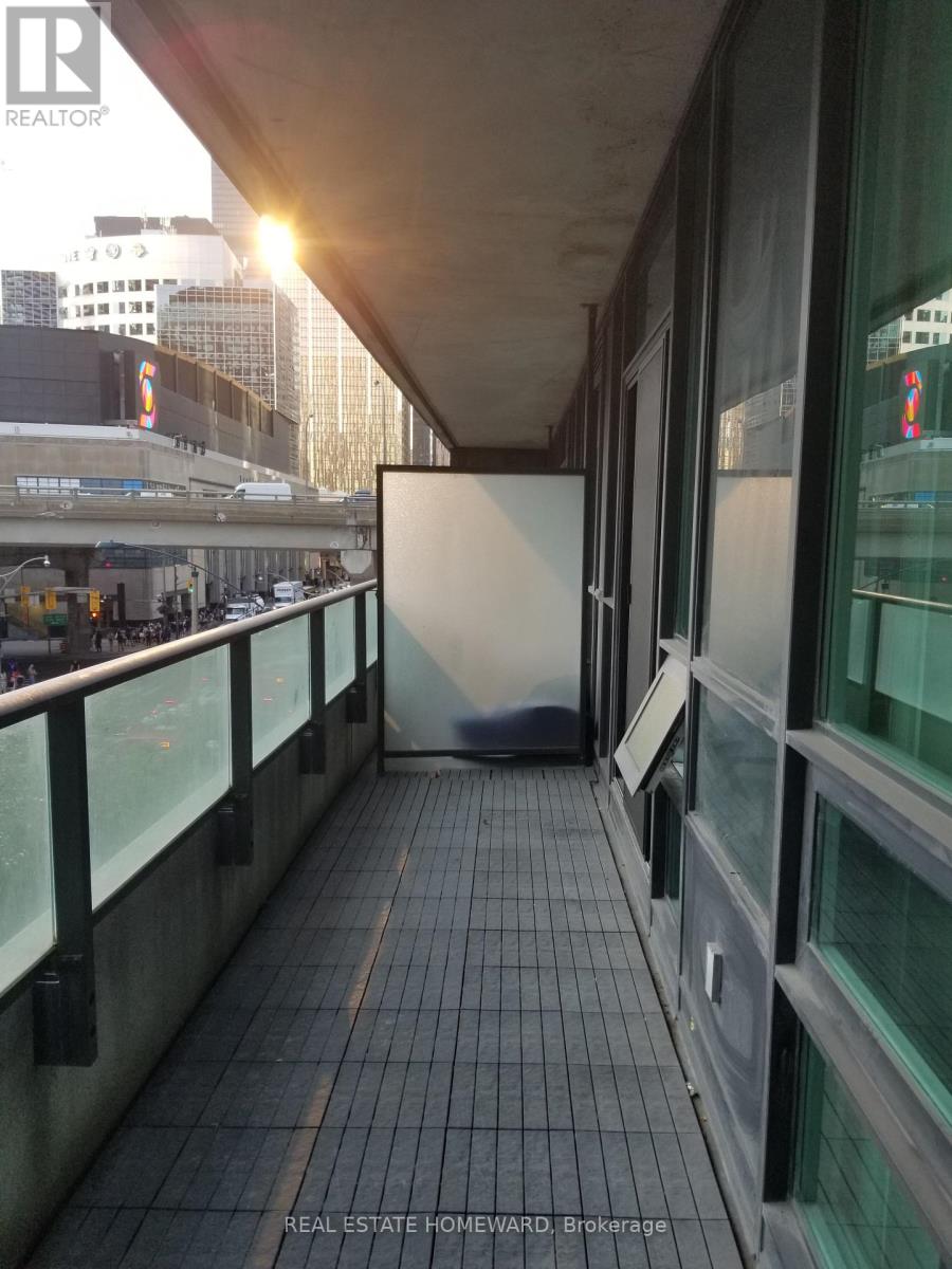 302 - 33 Bay Street, Toronto, Ontario  M5J 2Z3 - Photo 21 - C12172451