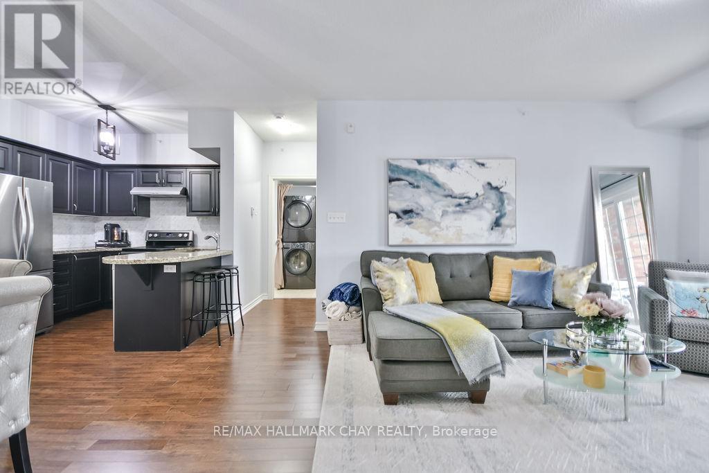 207 - 43 Ferndale Drive S, Barrie, Ontario  L4N 5W6 - Photo 5 - S12172433