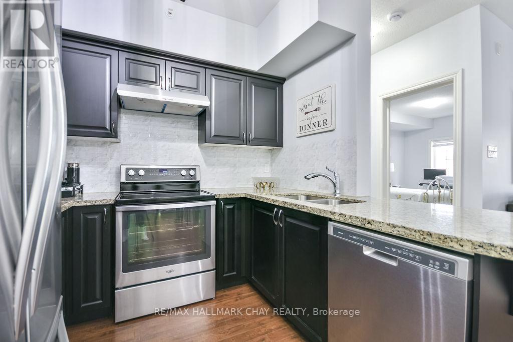 207 - 43 Ferndale Drive S, Barrie (Ardagh), Ontario  L4N 5W6 - Photo 6 - S12172433
