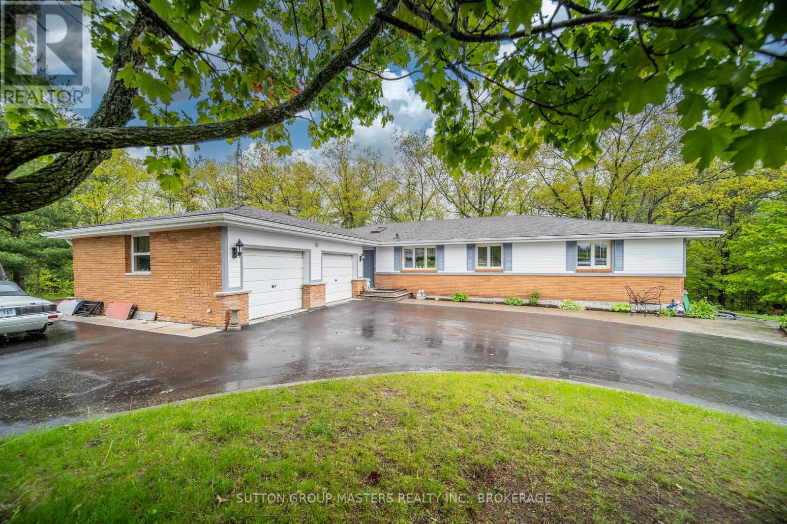 Property at 36 FLYING CLUB ROAD image 3