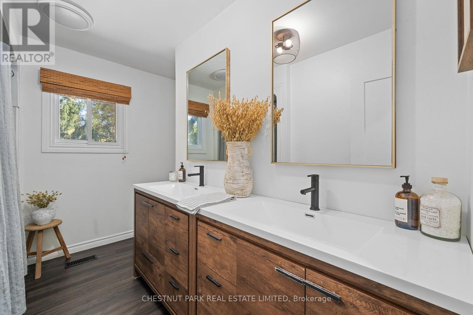 2 Third Street, Prince Edward County, Ontario K0K 2T0 - Photo 23 - X12172469