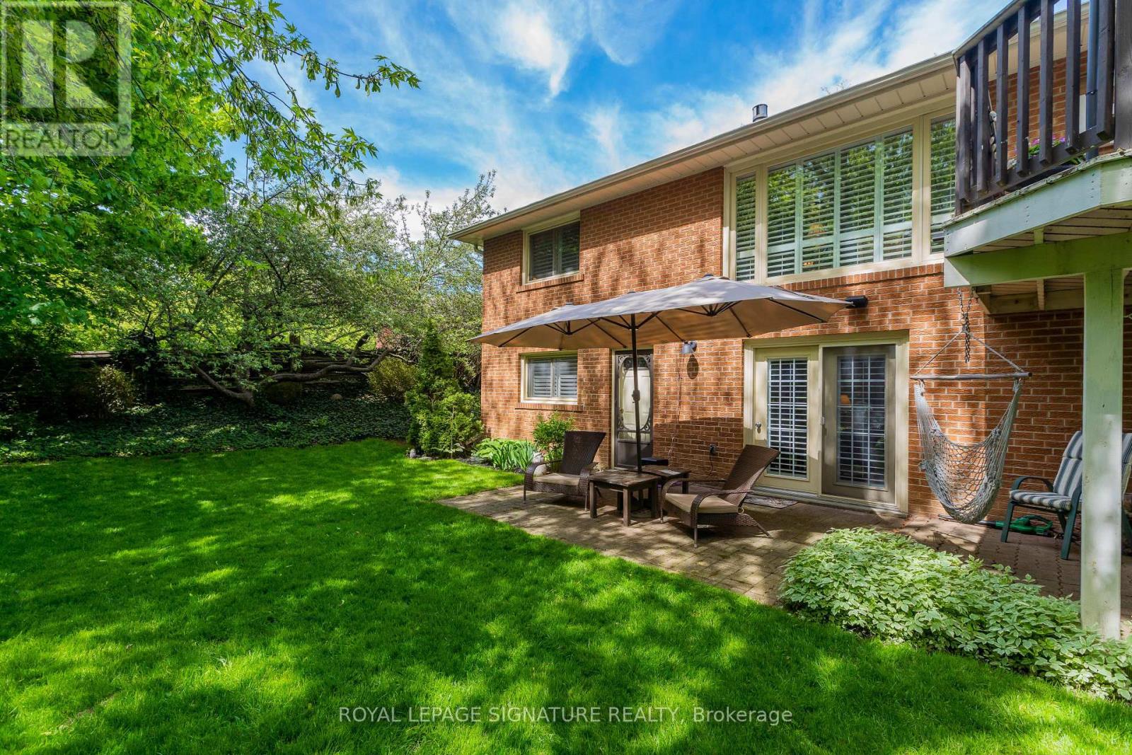 31 Norbert Crescent, Toronto, Ontario  M9C 3J8 - Photo 35 - W12172447