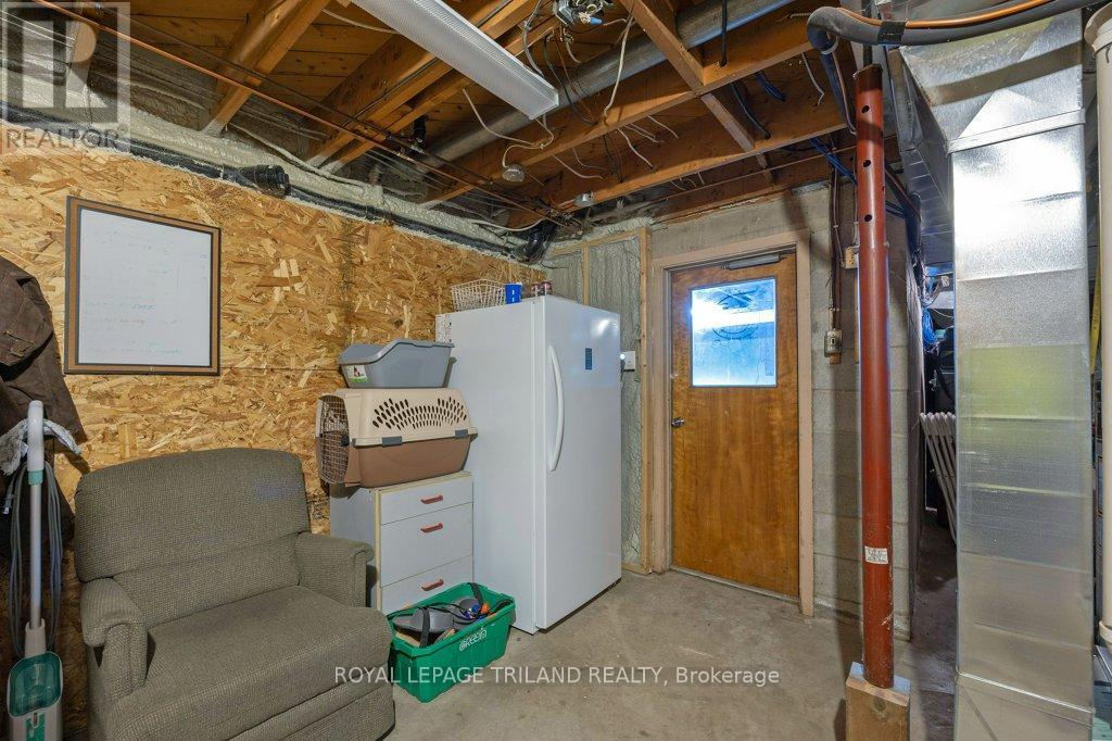 6 Joyce Street, St. Thomas, Ontario  N5P 3L9 - Photo 32 - X12172482