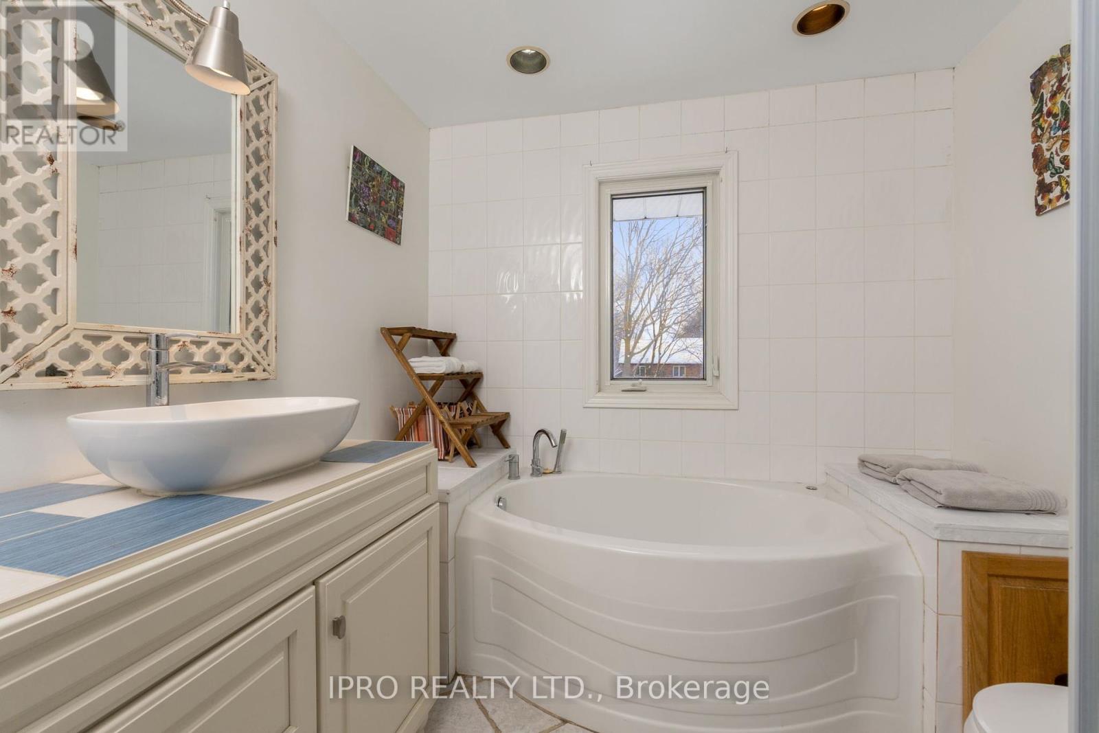 165 Daniel Street, Erin, Ontario  N0B 1T0 - Photo 16 - X12170009