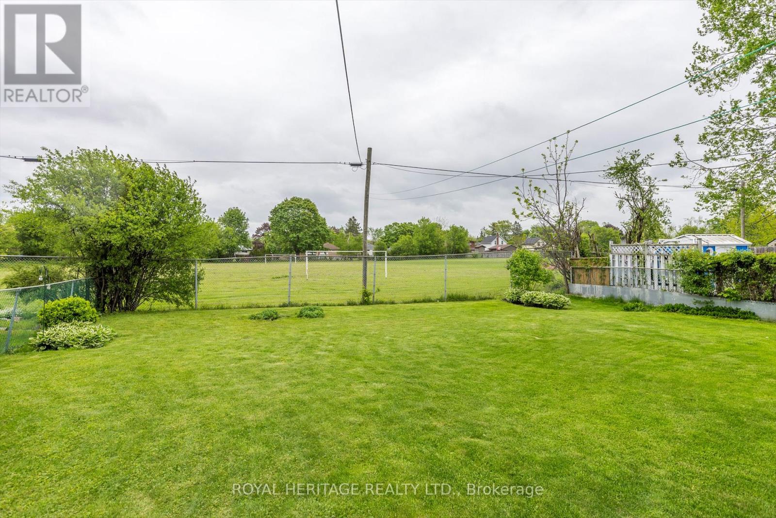 126 Goodfellow Road, Peterborough Central (South), Ontario  K9J 5X1 - Photo 27 - X12172435