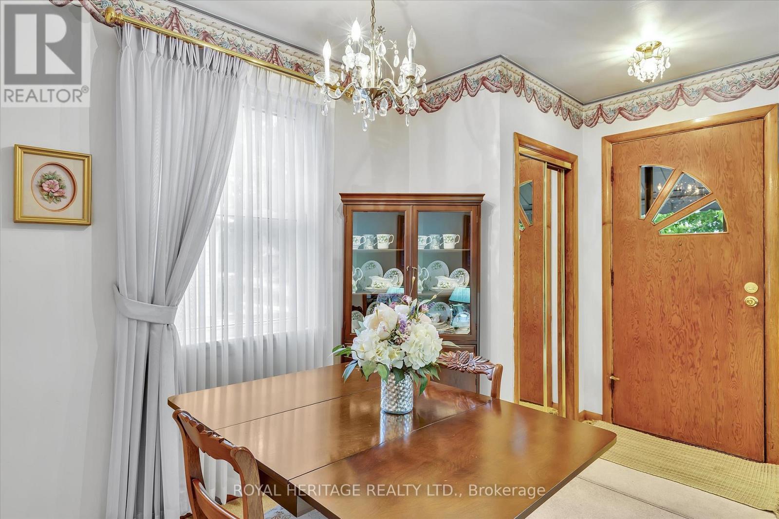 126 Goodfellow Road, Peterborough Central, Ontario  K9J 5X1 - Photo 8 - X12172435