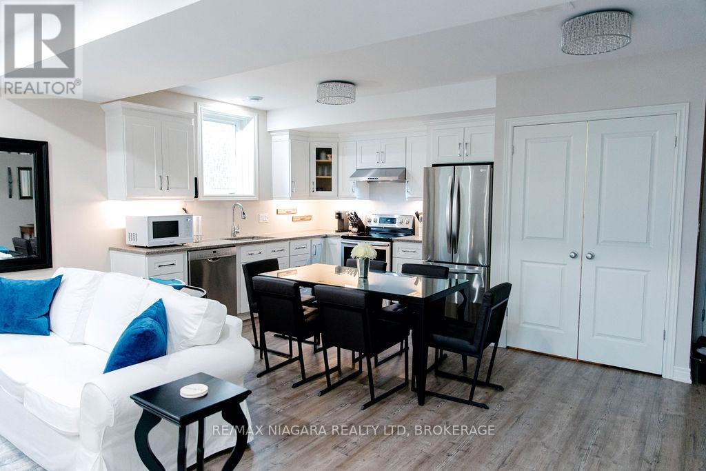 Lower Level - 24 Abbott Place, Pelham (Fonthill), Ontario  L0S 1E5 - Photo 5 - X12172467