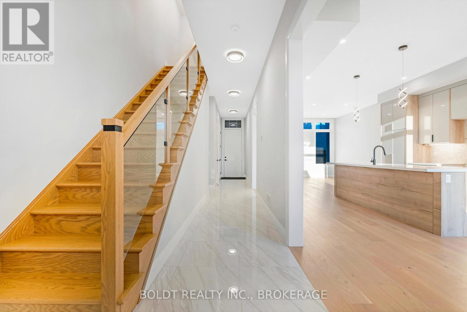 Property at 35 WELLSPRING WAY image 5