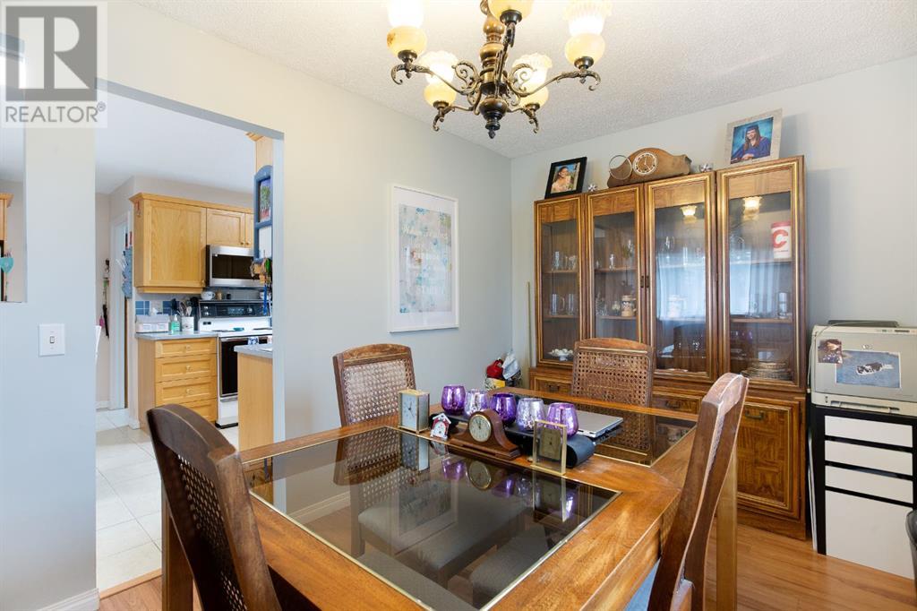 103 Forest Crescent Se, Calgary, Alberta  T2A 5B1 - Photo 5 - A2222679