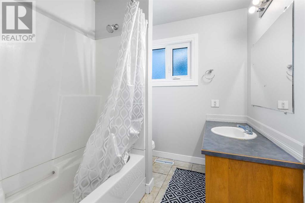 216 Van Horne Crescent Ne, Calgary, Alberta  T2E 6H1 - Photo 15 - A2214416