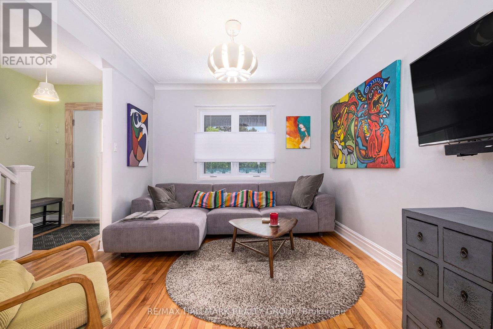 28 Railway Street, Ottawa, Ontario  K1S 4N9 - Photo 4 - X12172461
