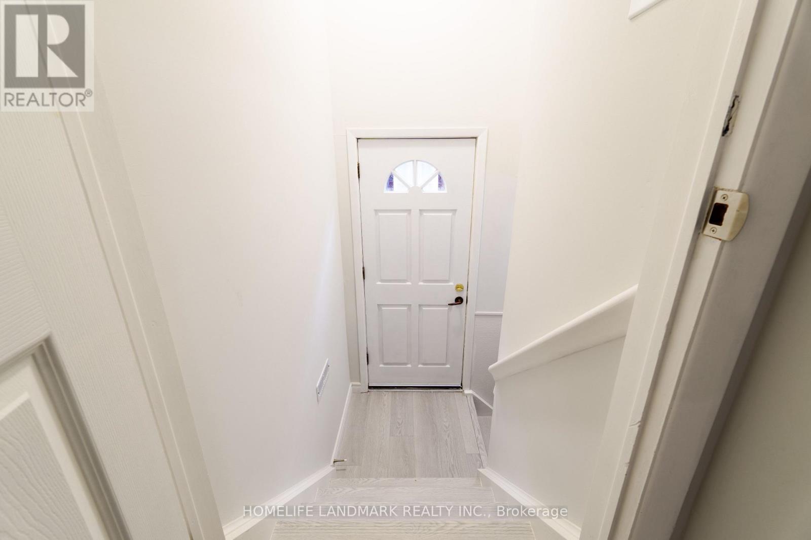 281 Timberbank Boulevard, Toronto, Ontario  M1W 2G9 - Photo 23 - E12172463