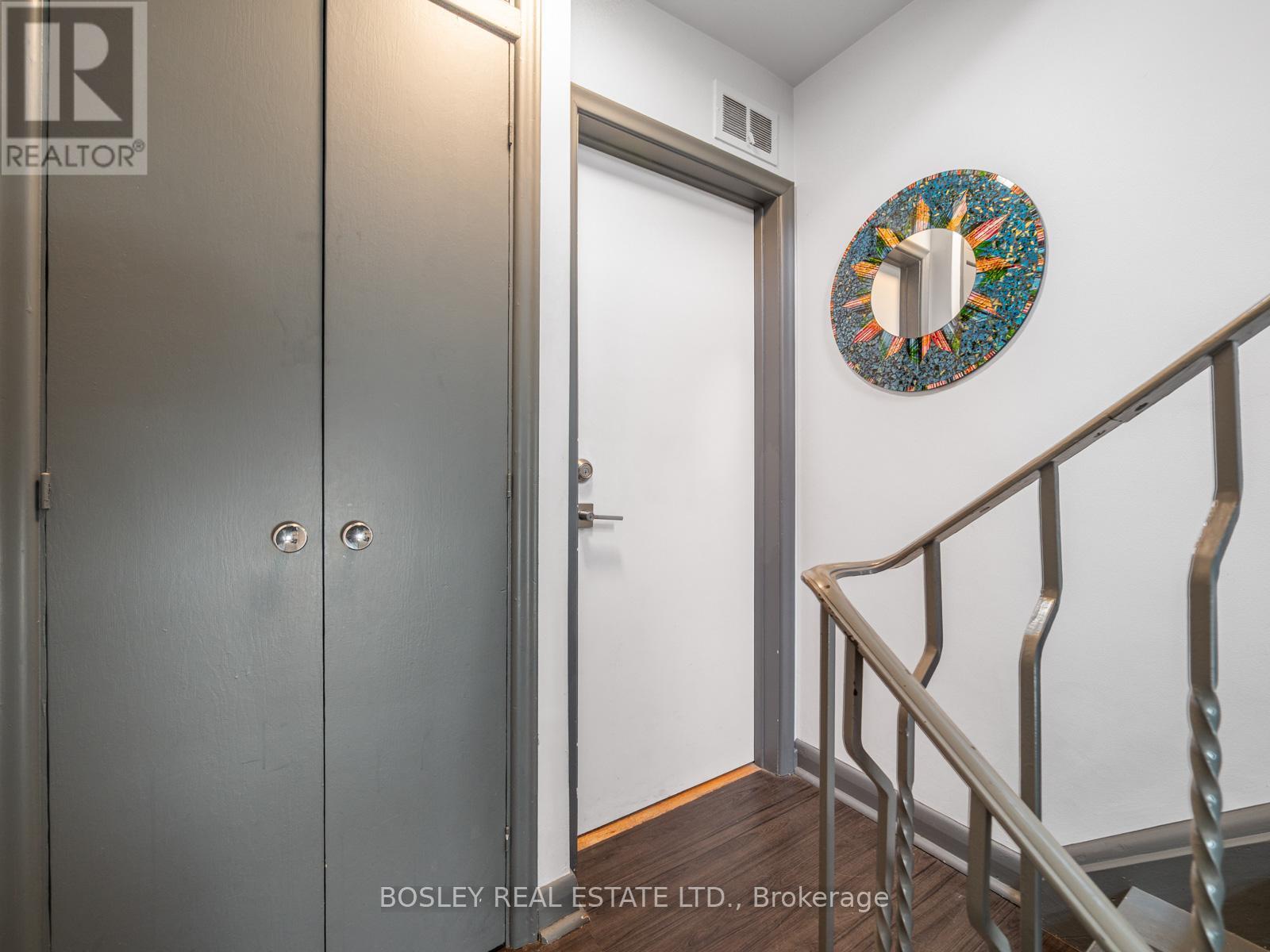Property at 9 LOVE CRESCENT image 4