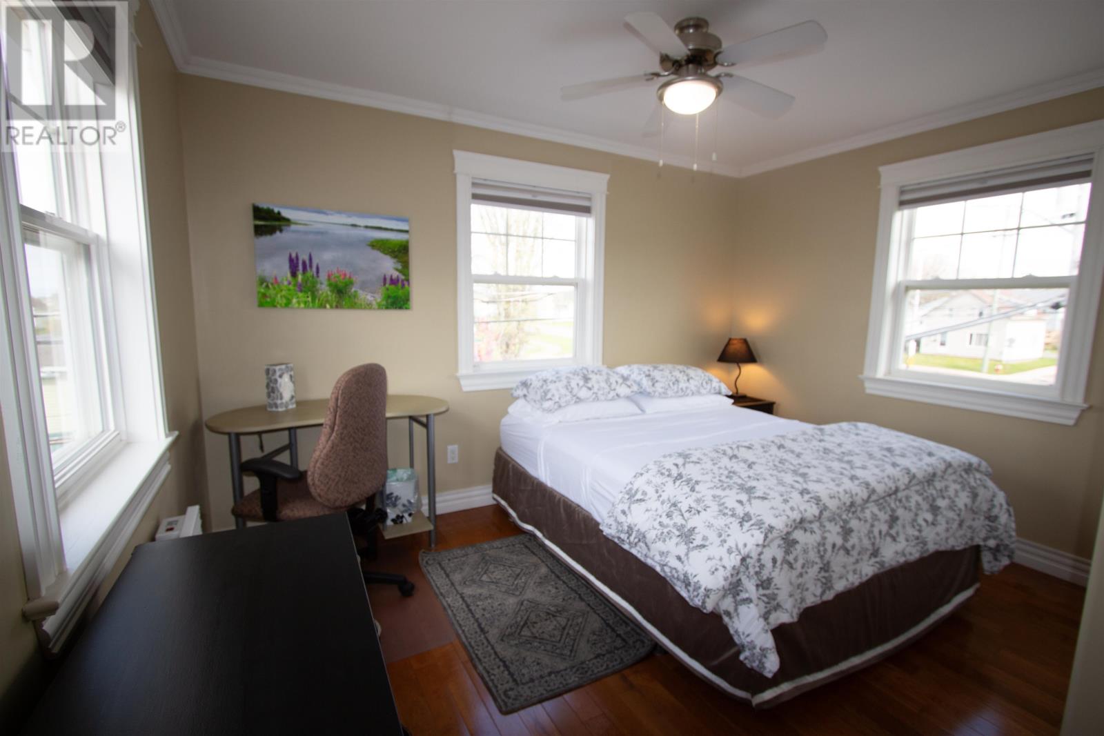 73 Duke Street, Summerside, Prince Edward Island  C1N 5E6 - Photo 8 - 202512227