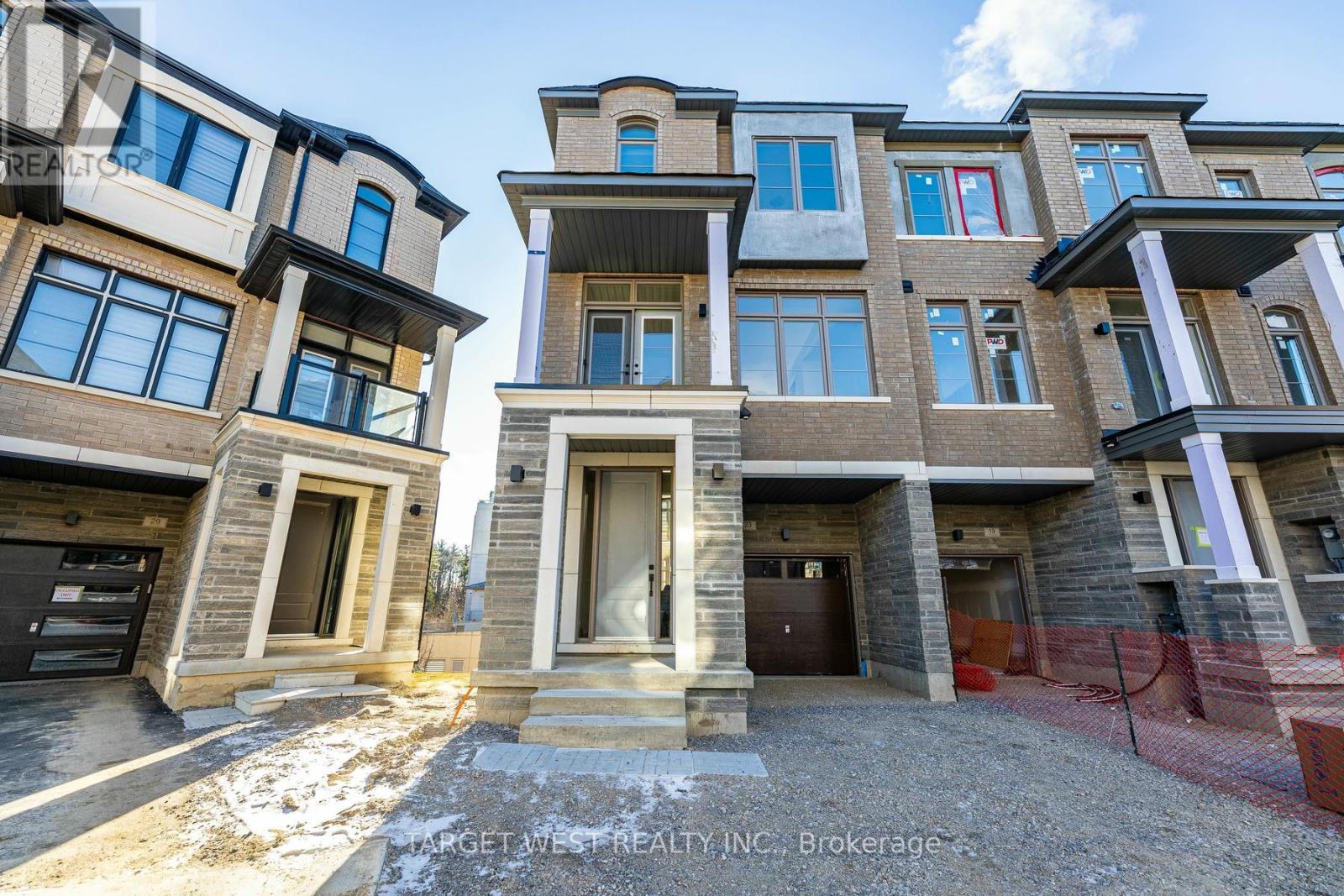 23 Archambault Way, Vaughan, Ontario  L4H 5G4 - Photo 3 - N12172512